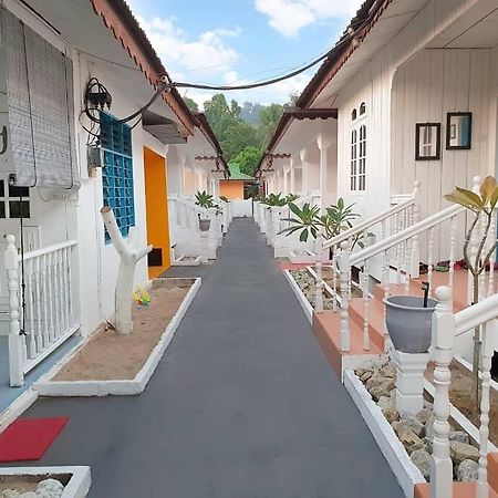 Vagary Pangkor Hotell Pekan Pangkor Exteriör bild